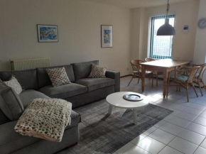 Furnished apartment near beach